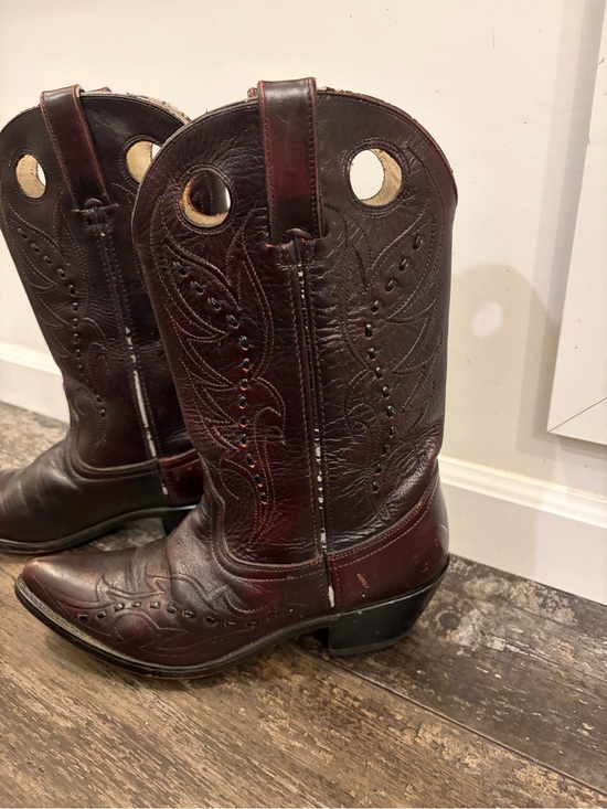 DURANGO Dark Cherry Leather upper and lining balance all man made material sz 8
